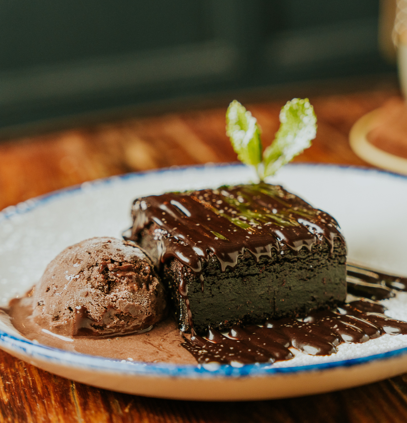 Dinner & Dining at The Foxglove in Mansfield